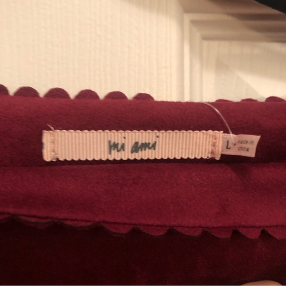 Maroon/Burgundy suede-like mini skirt. New with tags. Size Large. - Picture 4 of 7